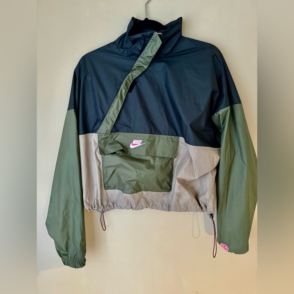 Windbreaker Nike brand new